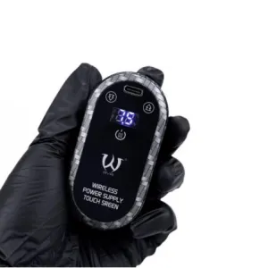 AVA - W8