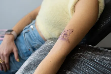 Тенденции в татуирането и PMU през 2026 г:  По-малко ефект, повече прецизност